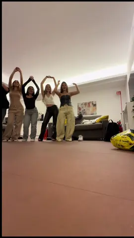 lo so che lo stavate aspettando @p a m e l a @Luna @menny @annafuentes 