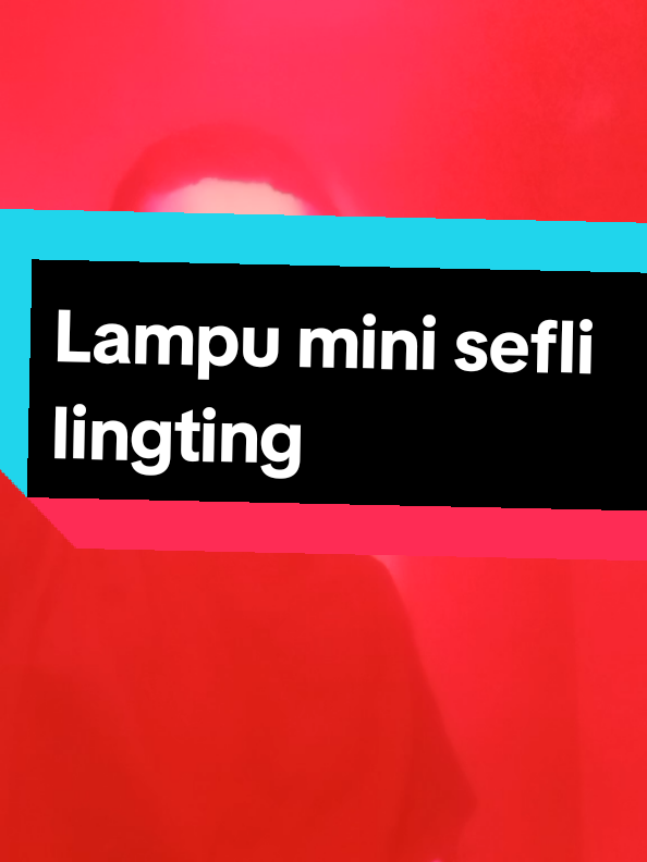 Lampu mini selfie lingting...banyak pilihan warna yang bisa adjust sesuai selera kamu guys..ada dua tipe Clasik tapi yang aku pake udah ada mode strobonya.. gerecepin harganya lagi murah.. #lampuminiselfie  #linghting  #gajiansale  #SiPalingAffiliate  #digitalmarketing 