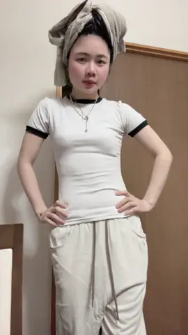 Cứ bị thích cái lúc mới tắm gội xong hhh