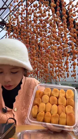 Anh chị mình thích ăn hồng ghé vòm hồng nhà em mua nhé. #livehighlights #tiktoklive #trangodalat #hồngtreogió 