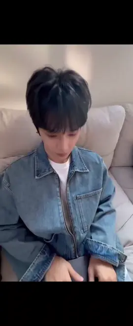 형 뭐해요?  #재준 #JAEJUN #CITYBOY_LOG #인어미닛 