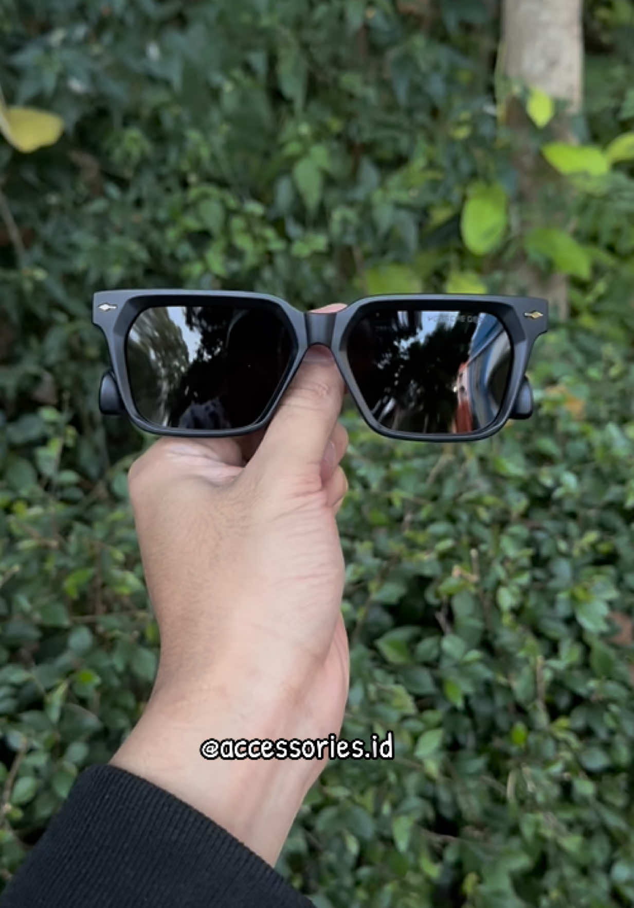Kacamata pria dan wanita lensa polarized anti silau siang dan malam,kacamata mewah murah#polarizedsunglass #kacamatantiradiasi #kacamatahitam #promo #guncang1212 