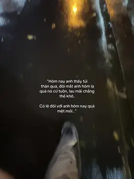 Hôm nay anh thấy tủi thân quá, đôi mắt anh hôm lạ quá nó cứ tuôn, lau mãi chẳng thể khô. Có lẽ đối với anh hôm nay quá mệt mỏi.. #xhtiktok #fyp #vantruong #couple 
