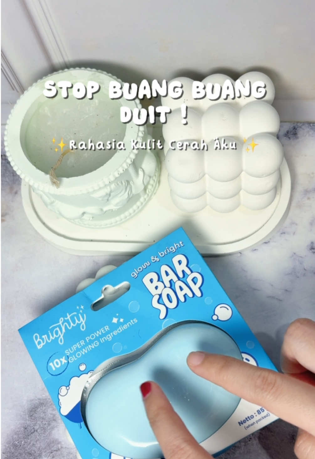 Tips kulit cerah tanpa ribet. Cukup si biru Brighty setiap mandi. #brighty #brightybarsoap #sabunpencerah #sabunbiru 