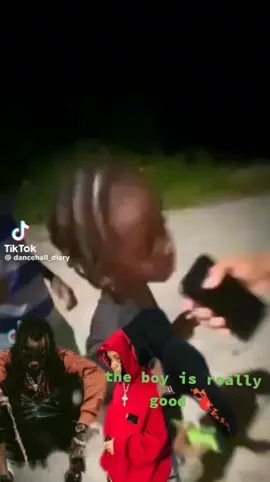 see the likkle bwoy waaooow🩸🩸@SCATTER  ##tommy Lee Sparta # fyypp