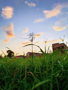 apakah kamu mengingat seseorang? #fotoestetik #indahnyaalam 