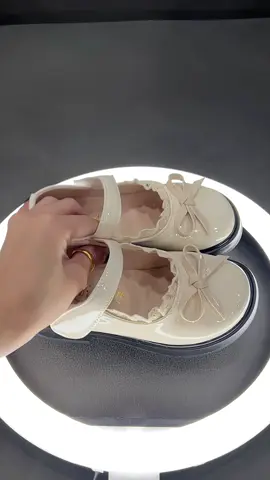 #giày #thoitrangtreem 