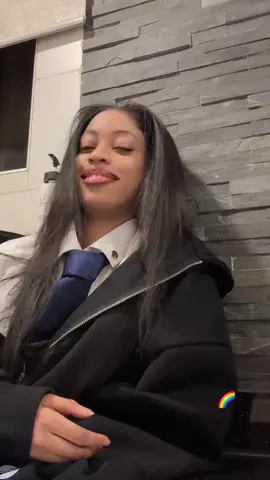 Text me in the comments… I text back 👀#fyp #qing 