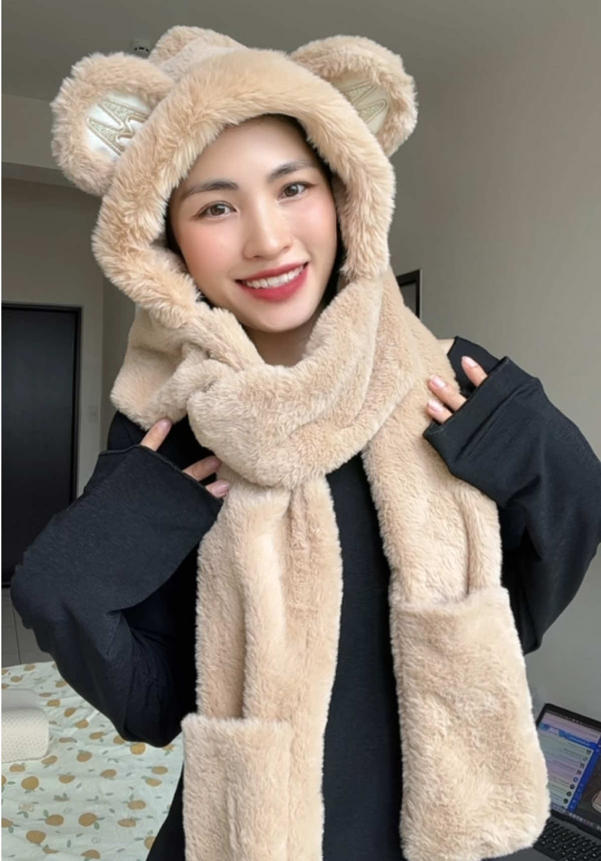 Xinh ngất lun á, mũ kèm khăn thế này lại quá tiện luôn 🥰  #mulong #mulongtaigau #mulongkemkhan #mukemkhan #mukhangangtay 