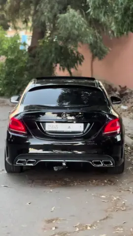 Mazalni tay7 love 😍🖤 benzo  . . . . . . . . .#mercedes #car #المغرب🇲🇦تونس🇹🇳الجزائر🇩🇿 #الشعب_الصيني_ماله_حل😂😂 #tiktok 