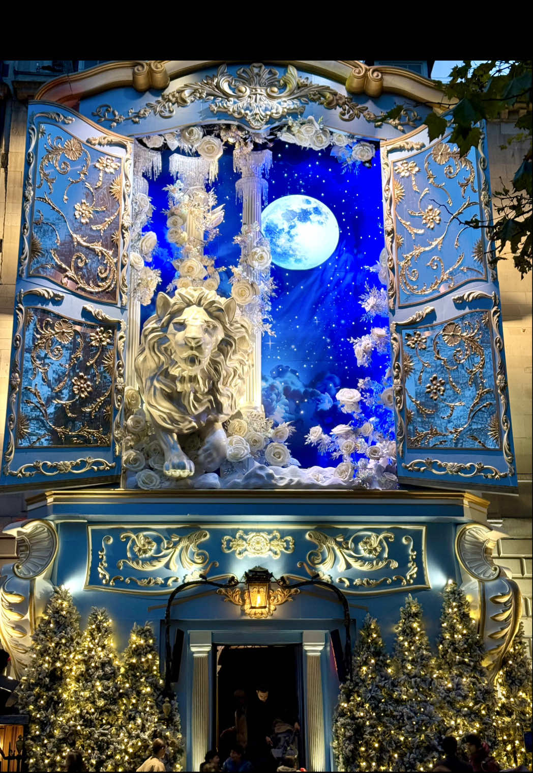 Best decor as always 🤩 Annabel’s Mayfair, London