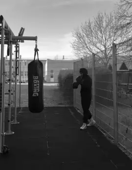 باجر ما انشر لئن سشتهاد فاطمه الزهراه #رياضه_في_البيت💪🏽 #كيوكوشنكاي_العراق #محمد_علي_كلاي #عاشق_مايك_تايسون #boxing🥊 