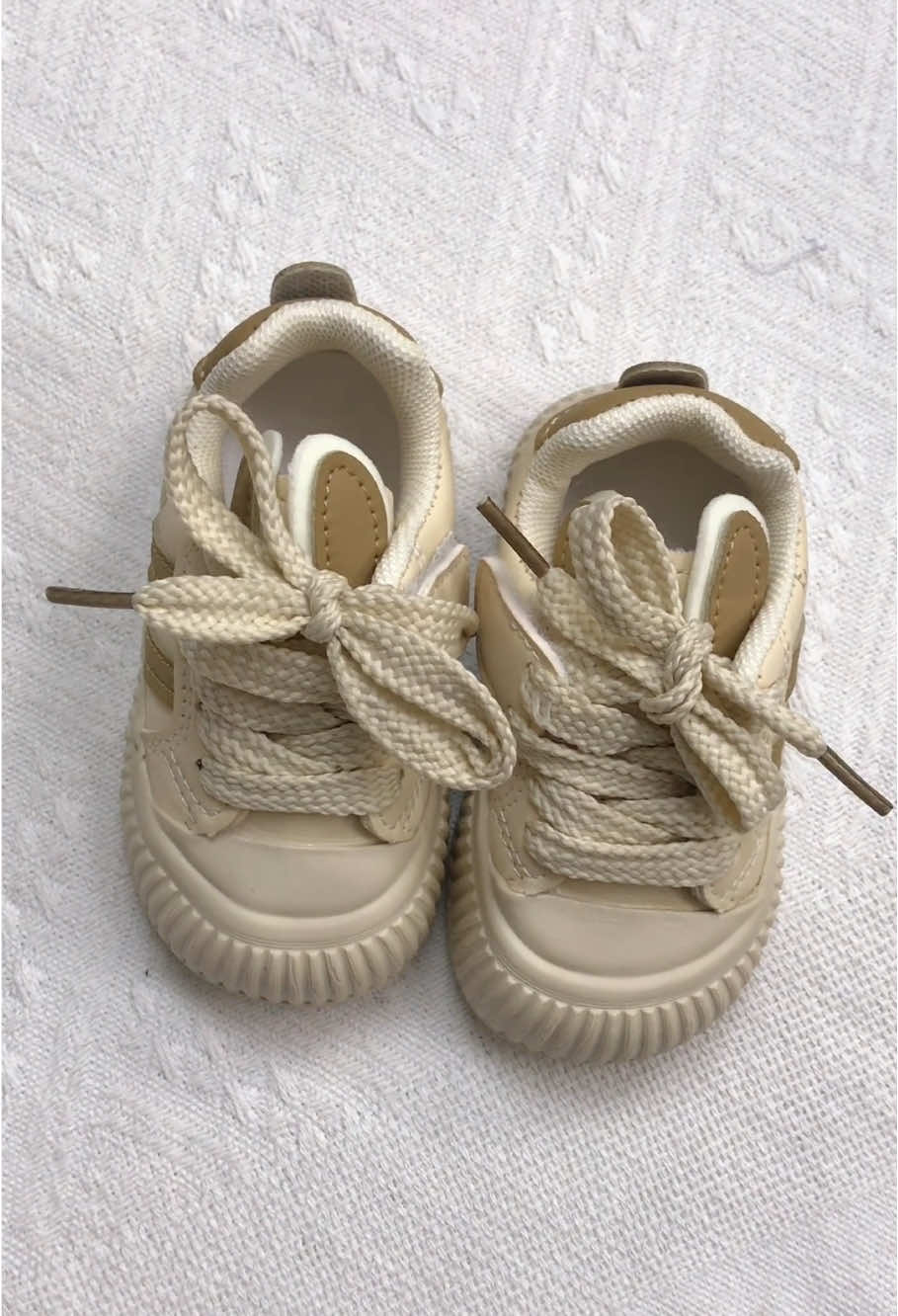 Giày thể thao phong cách Hàn Quốc cho bé trai bé gái #giaydeptreem #giaythethaobetrai #giaybupbebegai #giaybetrai #sandalbetrai 