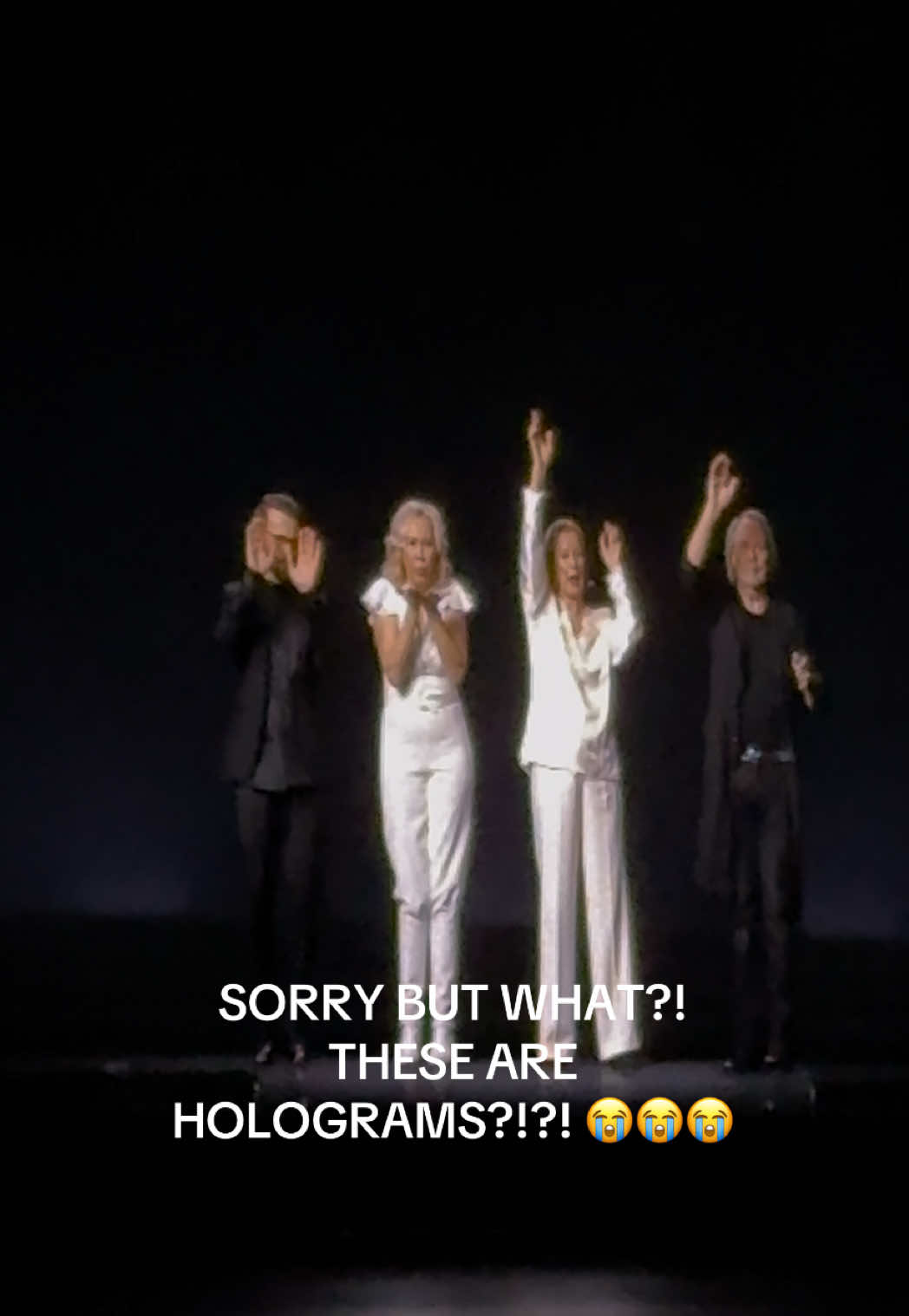 I know I shouldn’t have filmed but I wanted to show my Dad 🥹😂 absolutely insane!!!! 🤯 #abbavoyage #abba #holograms #crazy #london 