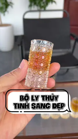 Tụ họp hay tiếp khách mà để bộ ly này lên bàn là nhìn sang hẳn một bậc luôn.#tienkiemchung #tienkiemchungdaily ##kocnet 