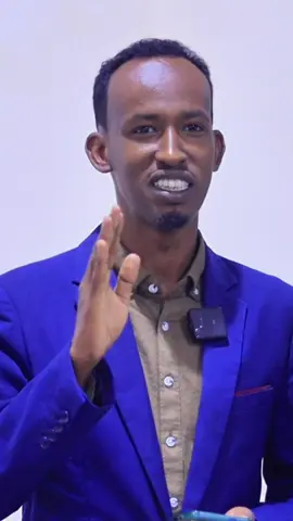 bare kamida barayasha puntland##fyp #somalitiktok #viral #foryou#foryoupage @BAARI🦧🕸️ @Unknowninho @M0HAMED⁴¹🤴 @masexato👸👑 @Mouna @Dr Jokar @Faysal Robinho 🐬⚽️@Muni it’s @Eng Guray Design @CAMALLE @hipo🕊🦋 @M.K.VLOGS🐟  @Zakariye Ahmed 