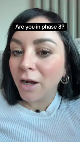 There are four different phases when it comes to the growth of your account and your content performance and if you’re feeling stuck right now it’s probably because you’re in phase 3 so let’s talk about how to get out of that