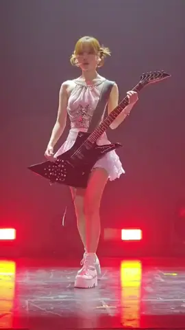 #ดิวส์😎♥️ #เทรนเพลงวันนี้ #เพลงฮิตติดกระเเส #เพลงดังในtiktok #เพลงแดนซ์tiktok 