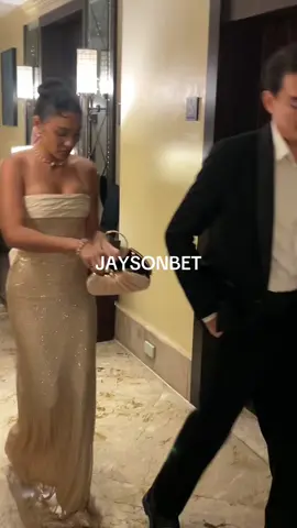 Spotted : Nadine Lustre at ang kanyang Boyfriend ✨💫