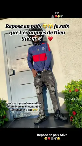 Que ton âme repose en paix Stive 😭😭😭😭que la terre de nos ancêtres te soit légère 💔💔