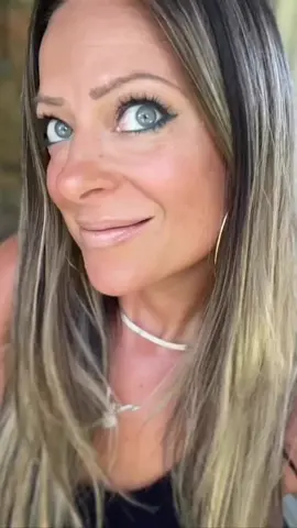 MY FAVE!!! #marykay #waterproof eyeliner in STEELY!! 👁️👁️ I like it ALOT! #mymklife #Eyeliner #momglam  learn more: www.marykay.com/carinewby @Mary Kay U.S. 