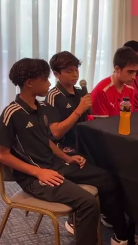 หนูอย่าแย่งกันลูกกก แล้วเจโรหนูจะหน้าตึงอะไรขนาดนั้นลูก แอบหน้ากลัว#jerobarahona #dahveed #intermiami #U13 