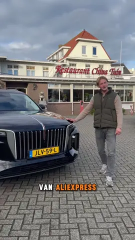 Chinese Rolls Royce rammetje vol met opties. Zie jij jezelf al rijden in deze Hongqi? 🇨🇳😋 #hongqi #car #viral #fyp #china