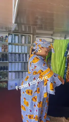#FanelCouture #WaxStyle #CoutureElegante #stylisteivoirienne #FemmeAfricain 