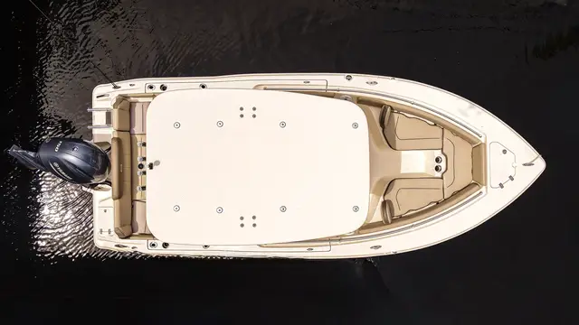 🚁 Drone Shot From Above – 2022 Key West 219 FS Bird’s-eye view of the 2022 Key West 219 FS—sleek, sporty, and ready for offshore adventures. The ultimate balance of fishability and family comfort. #DroneView #KeyWestBoats #YamahaPowered #BlueTopYachting @bluetoplegend @Yamaha Motor USA 