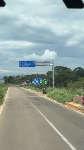 SCZ- LPZ 🚛 #camionerosporelmundo #paratiiiiiiiiiiiiiiiiiiiiiiiiiiiiiii #viral 