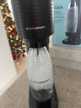 Máquina de fazer água com gás ,sodastream #sodastream #gaia #aguacomgas #presente #natal 