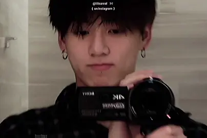 آیدی مال اکانت اینستامه:) . . #jennie #jk #bts #فوریو_پاشم_بیام_جرت_بدم #فوريو 