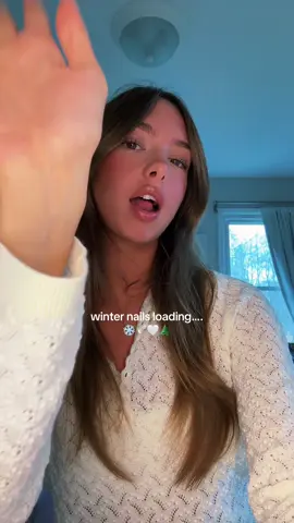 ICCYYYY 🤍🤍 #nailinspo #nailtransition #winternails #holidaynailsinspo 