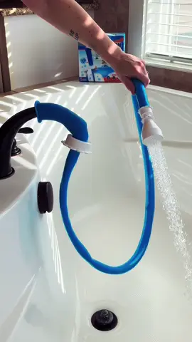 No Detachable Showerhead? No Problem With The Rinseroo!!! No Install- Just Slip It On! #showerhead #cleaningtools #cleaningessentials #cleaningproducts #clean 