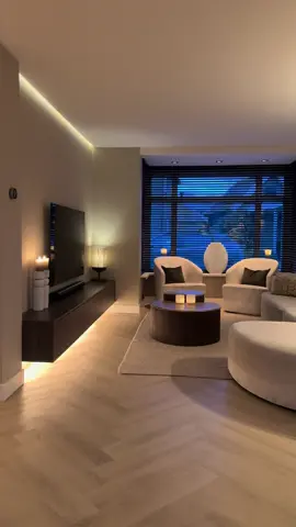 Fijne avond 🤎 #woonkamerinspiratie #woonkamerinspo #woonkamerstyling #woonkamerinrichting #interieur                    