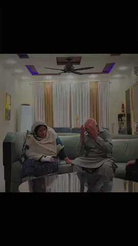 Prank On Butt shab😩🤕#rajab #rajabfamily #rajabfamilyvlog @Butt Is Back @Man Dogar 