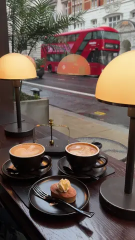 📍قهوة شوت لندن ☕️ قهوتهم تفوز ❤️‍🔥 #لندن🇬🇧 #قهوة_شوت_لندن #قهاوي_لندن #جديد_لندن  #اماكن_حلوه_لندن 