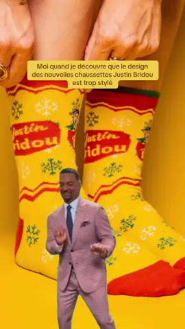 On part sur une petite danse de la joie 🥹  Ces nouvelles chaussettes sont disponibles dans le calendrier de l’Avent ! 🎁 #JustinBridou #calendrierdelavent #fetesdenoel 