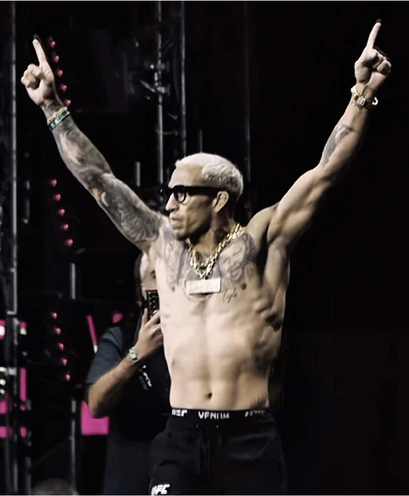 Max’in belinden alıcam o kemeri demiş || #charlesoliveira#charlesdobronxs#fyp 