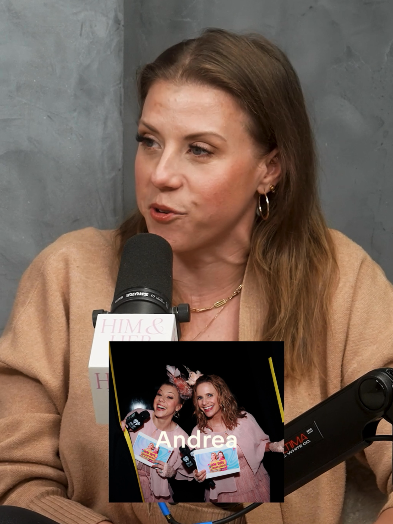 Jodie Sweetin has NEVER watched Full House?!? 📺 #jodiesweetin #fullhouse #90s