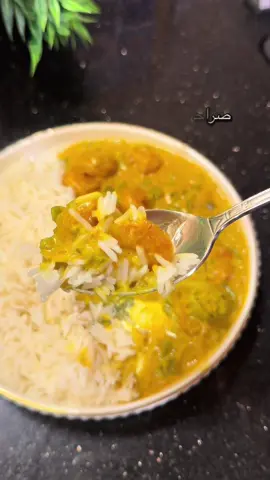 المكونات: ١ كيلو قريدس ( ١ ملعقة صغيرة بابريكا+ ا م.ص. فلفل أسود+ ١ م.ص. زنجبيل + ١م.ص. بهار سمك + ام.ص. ثوم بودرة + ام.ص. ملح + ١ م.ص. زيت زيتون + برش حامضة) ١ بصل وسط ٢ ثوم مفروم ناعم ١ فليفلة حمرا ١ كوب بروكولي ١ ملعقة ملح ١ ملعقة بابريكا ١ ملعقة كاري حلو ١ كوب  ) كريمة الطبخ قليل الدسم ربع كوب ماء مغلي زيت زيتون #قريدس #سمك #اكل_صحي #وصفات #nutrition 