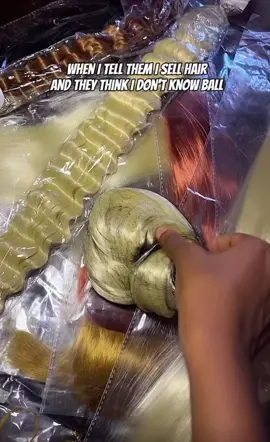 Fine girl Christmas is coming and you don’t have hair extensions to use, well look no further because I’m here at your service 🎊🌝 Dm me on WhatsApp 09165934060 to place your orders.  #hairstylist #hair #frenchcurls #frenchcurlbraids #godessbraids #bonestraighthair #luxuryhair #blondehair #brunnette 