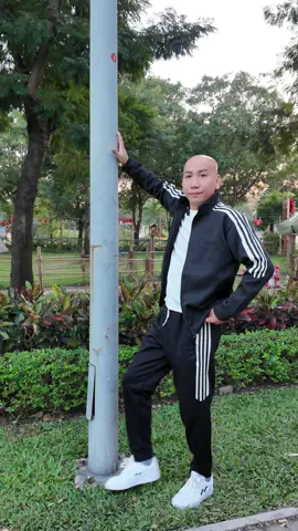 Trình diễn thời trang #phule #nhunglora #quanaoni #quanaothethao 