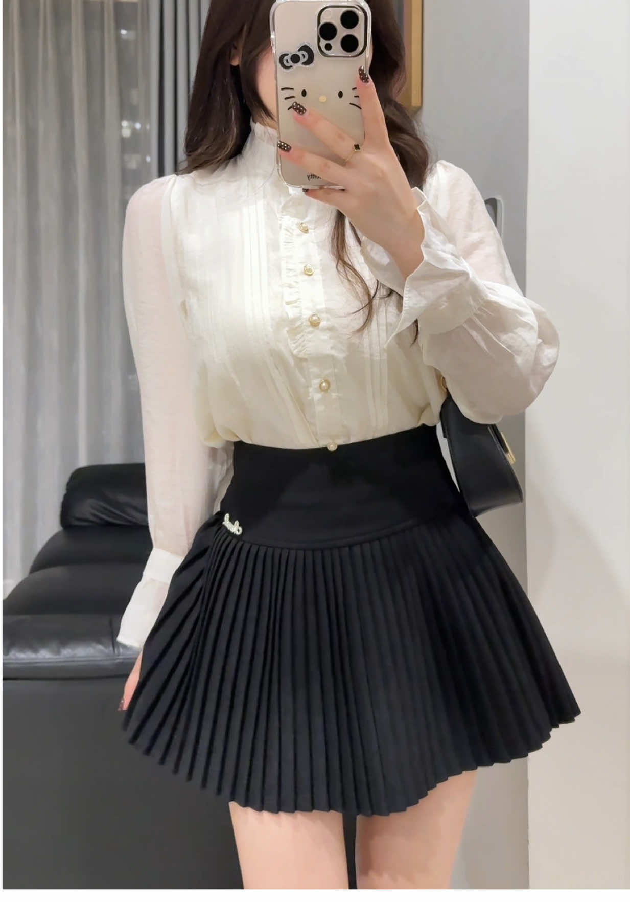 Chân váy xếp ly xink sang thế này ai cũng phải có 1c cho toiii #h2oclothing #chanvayxeply #chanvayxoe #vayxeply #OOTD 