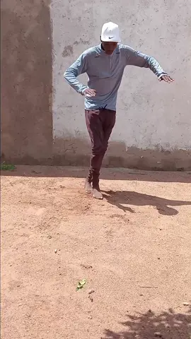 txuu ka leoto 😭🤞🔥🤣🤣 #makemefamous #lekompolifestyle #mzansidancechallenge #botswana🇧🇼tiktok 