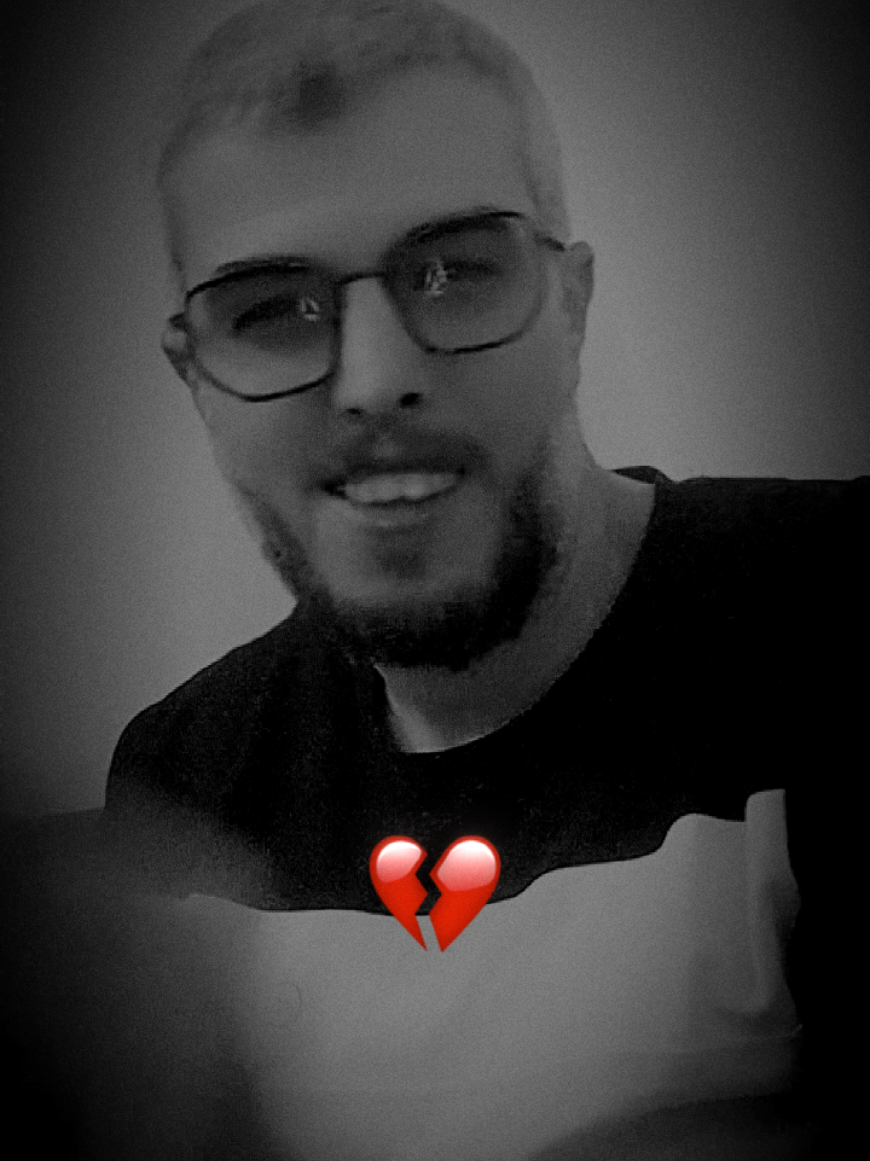 #مشاهير_تيك_توك #الشعب_الصيني_ماله_حل😂😂 #fyp #ارفعو_الفيد_اكسبلور #حود_بندق @꧁𓊈𒆜💸المديونير𒆜𓊉꧂ @🦅الشندويلي 🦅 @abo fahed @آبـಿـومـಿـحمـಿـد @علاء المصرى  👍💜 