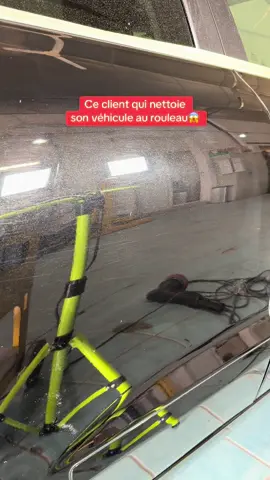 Ce client qui nettoie son véhicule au rouleau.😱🤣 #automobile #fyp #satisfying #pourtoi #astuce 