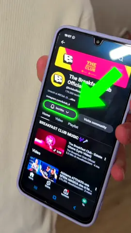 avevano una faccia familiare quei due bambini alla porta o sbagliamo? 🫣💕