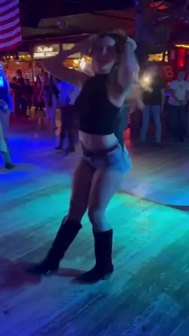 change in venue but still gotta hit PHATTT😻😏 vid cred 🎥- @user89585719066 #cottoneyejoe #PHAT #blonde #foryoupage #linedancing 