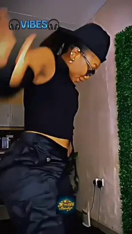 follow as you feel the vibe #J .K.THE.CEO #roxrogerz #mood #dancevibe 